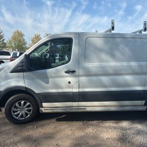 FORD TRANSIT 250 - 4