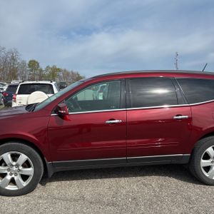 CHEVROLET TRAVERSE LT - 4