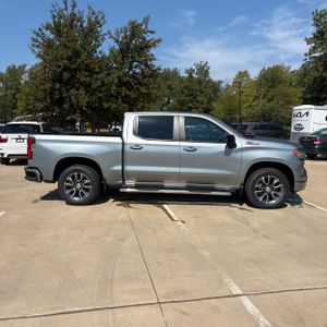 صورة 10 لـ 2023 Chevrolet SILVERADO 1500 RST