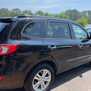 HYUNDAI SANTA FE LIMITED - 9