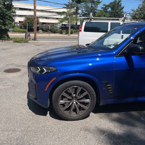 2024 BMW X5 M60I 照片 2