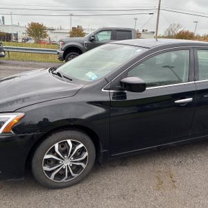 NISSAN SENTRA S - 2