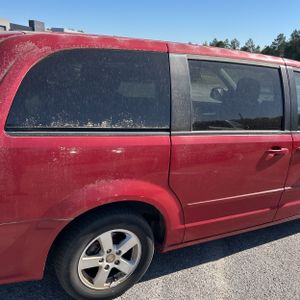 DODGE GRAND CARAVAN SXT - 9