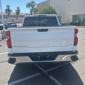 صورة 7 لـ 2021 Chevrolet SILVERADO 1500 LT