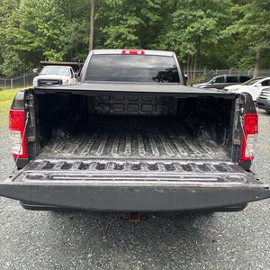 2021 RAM 3500 BIG HORN — миниатюра 40