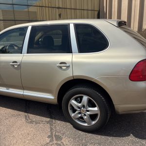 2006 Porsche CAYENNE S photo 6