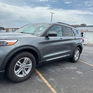 FORD EXPLORER XLT - 2