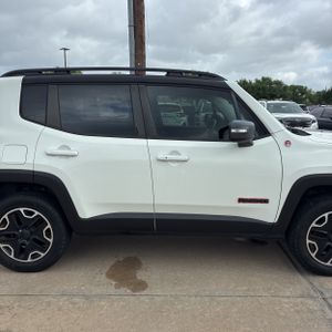 JEEP RENEGADE TRAILHAWK - 9