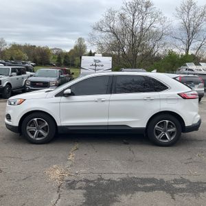 FORD EDGE SEL - 3