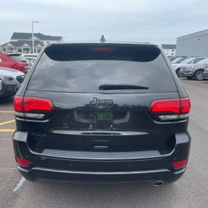 صورة 7 لـ 2017 JEEP GRAND CHEROKEE ALTITUDE