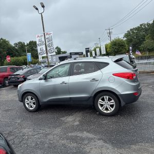 2013 Hyundai TUCSON GLS photo 3