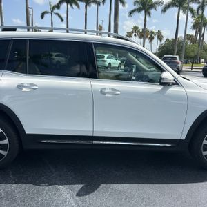2022 Mercedes-BENZ GLB — миниатюра 11
