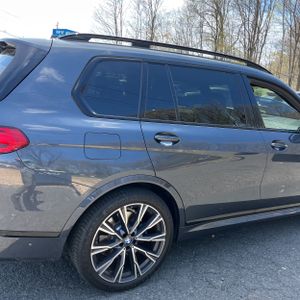 BMW X7 XDRIVE40I - 9