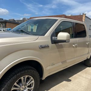 FORD F-150 LARIAT - 2