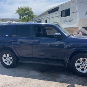صورة مصغرة 11 لـ 2016 Toyota 4RUNNER SR5