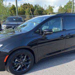 CHRYSLER PACIFICA LIMITED - 2