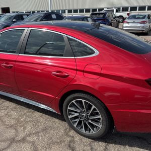 HYUNDAI SONATA LIMITED - 6