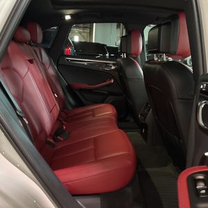 2023 Porsche MACAN T — миниатюра 35