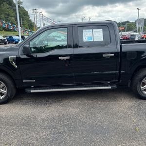 صورة 4 لـ 2025 FORD F-150 XLT