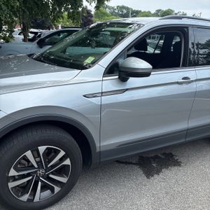 2022 Volkswagen TIGUAN S 4MOTION 照片 2
