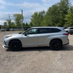2023 Toyota HIGHLANDER XSE 照片 3