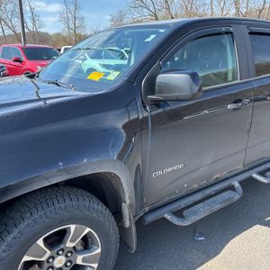 CHEVROLET COLORADO - 2