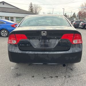 HONDA CIVIC LX - 7
