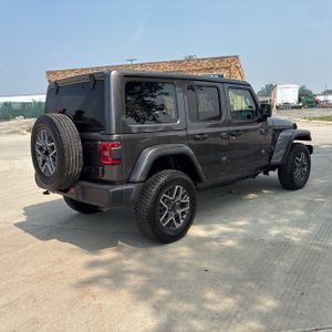 2025 JEEP WRANGLER SAHARA 照片 8
