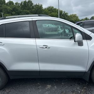 2019 Chevrolet TRAX LT — фото 11