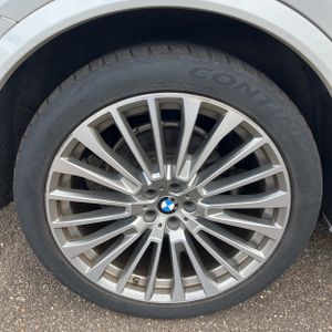 صورة مصغرة 19 لـ 2021 BMW X7 XDRIVE40I