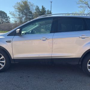 FORD ESCAPE TITANIUM - 4