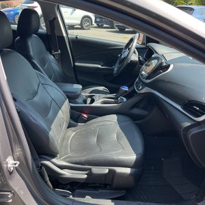صورة مصغرة 33 لـ 2017 Chevrolet VOLT LT