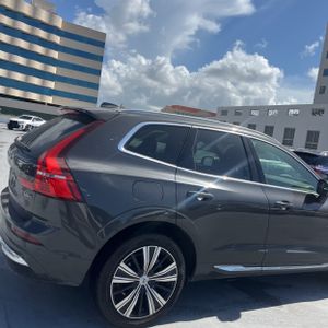 2022 Volvo XC60 B6 INSCRIPTION photo 9