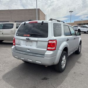 FORD ESCAPE XLT - 8
