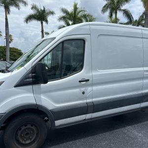 2019 FORD TRANSIT 150 — фото 2