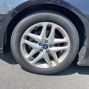 2013 FORD FUSION SE 缩略图 17
