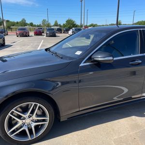 Mercedes-Benz S-Class S 550 - 2