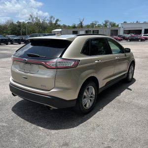FORD EDGE SEL - 8