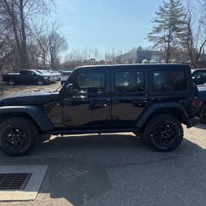 JEEP WRANGLER WILLYS 4XE - 3