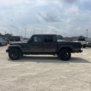 JEEP GLADIATOR - 3