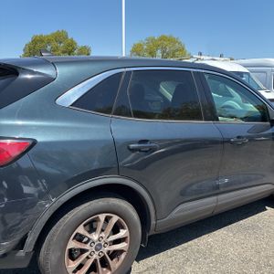 FORD ESCAPE SE - 9