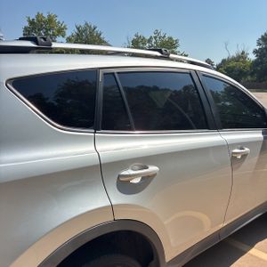 صورة 9 لـ 2013 Toyota RAV4 LE