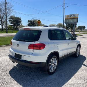 VOLKSWAGEN TIGUAN SE 4MOTION - 8