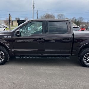 FORD F-150 LARIAT - 4