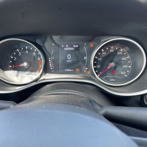 صورة مصغرة 38 لـ 2021 JEEP COMPASS ALTITUDE