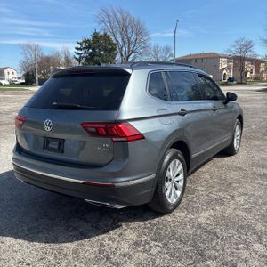 VOLKSWAGEN TIGUAN 2.0T SE 4MOTION - 8