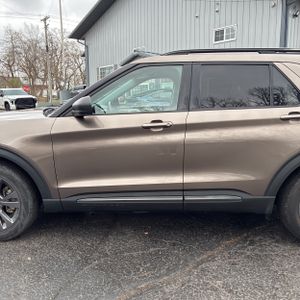 FORD EXPLORER XLT - 4