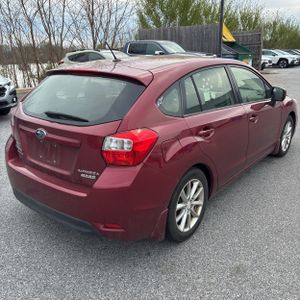 SUBARU IMPREZA 2.0I PREMIUM - 8