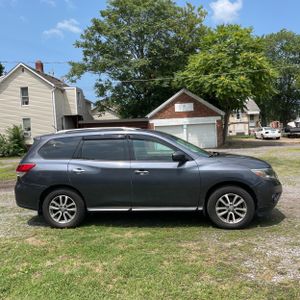 2014 Nissan PATHFINDER SV 照片 10