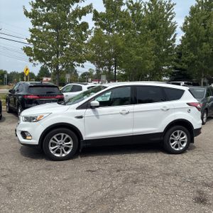 صورة 3 لـ 2017 FORD ESCAPE SE